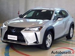 Argento metallizzato Usata 2020 Lexus UX Executive Line SUV | 17.500 € (Ottimo prezzo)