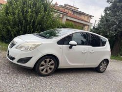 Bianco Usata 2012 Opel Meriva Monovolume | 4000 € (Buon prezzo)
