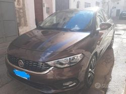 Marrone Usata 2015 Fiat Tipo Tre volumi | 10.500 € (Cara)