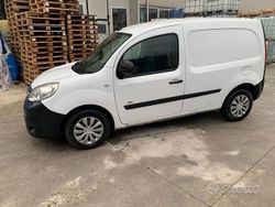 Bianco Usata 2014 Renault Kangoo Tre volumi | 4500 € (Buon prezzo)
