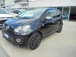 Nero Usata 2012 VW up! Due volumi | 7700 € (Molto cara)