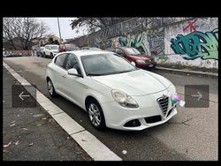 Bianco Usata 2012 Alfa Romeo Giulietta Tre volumi | 5800 €