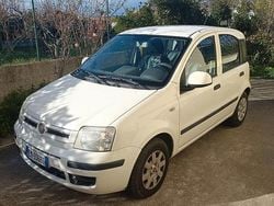 Bianco Usata 2012 Fiat Panda Tre volumi | 3700 € (Ottimo prezzo)