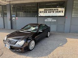 Nero Usata 2007 Mercedes CLK220 Avantgarde Coupé | 6490 € (Buon prezzo)
