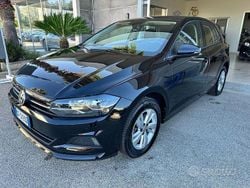 Nero Usata 2021 VW Polo Comfortline Tre volumi | 14.500 € (Ottimo prezzo)