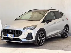 Argento Usata 2022 Ford Fiesta Active Due volumi | 14.520 € (Ottimo prezzo)
