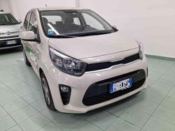 Beige metallizzato Usata 2023 Kia Picanto Urban Due volumi | 11.900 € (Buon prezzo)