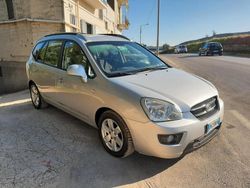 Argento Usata 2007 Kia Carens Family Monovolume | 3300 € (Ottimo prezzo)