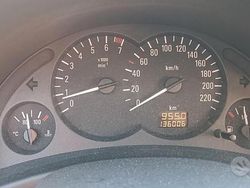 Grigio Usata 2002 Opel Corsa Tre volumi | 1300 € (Buon prezzo)