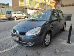 Grigio Usata 2008 Renault Scénic II Dynamique Monovolume | 1800 € (Buon prezzo)