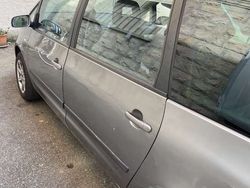 Usata 2003 Seat Alhambra Reference Monovolume | 2000 €