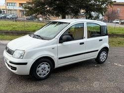 Bianco Usata 2011 Fiat Panda Tre volumi | 6000 € (Buon prezzo)