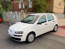 Usata 2001 Fiat Punto Due volumi | 2500 € (Cara)