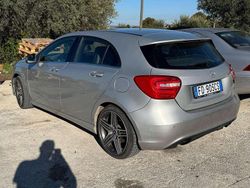 Argento Usata 2013 Mercedes 200 Tre volumi | 11.500 €