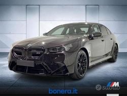 Nero Nuova 2025 BMW M5 Comfort Edition Tre volumi | 145.300 € (Buon prezzo)