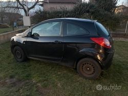 Nero Usata 2013 Ford Ka Due volumi | 2800 € (Ottimo prezzo)