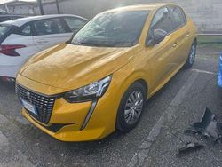 Giallo Usata 2023 Peugeot 208 Active Due volumi | 12.500 € (Buon prezzo)