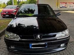 Usata 2001 Peugeot 306 Tre volumi | 4000 €