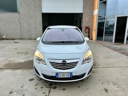 Bianco Usata 2013 Opel Meriva Cosmo Monovolume | 3900 € (Buon prezzo)