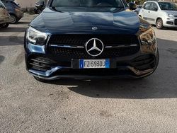 Blu/azzurro Usata 2020 Mercedes GLC300 Premium Plus Coupé | 33.000 € (Cara)