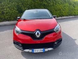 Rosso Usata 2018 Renault Captur Life SUV | 9990 € (Buon prezzo)