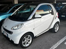 Usata 2010 Smart ForTwo Coupé Due volumi | 5300 € (Buon prezzo)