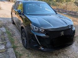 Nero Usata 2023 Peugeot 2008 Allure SUV | 16.500 € (Buon prezzo)