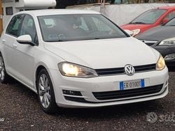 Blu Usata 2013 VW Golf VII Highline Tre volumi | 8990 € (Buon prezzo)