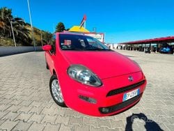 Rosso Usata 2014 Fiat Punto Tre volumi | 4499 € (Buon prezzo)