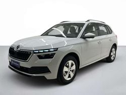 Bianco luna metallizzato Usata 2023 Skoda Kamiq Ambition SUV | 17.500 € (Ottimo prezzo)
