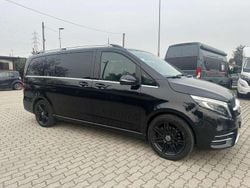 Nero Usata 2019 Mercedes V300 Exclusive Monovolume | 49.000 € (Molto cara)