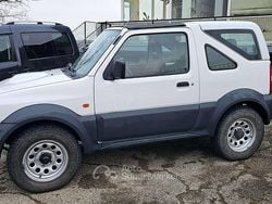 Bianco Usata 2009 Suzuki Jimny SUV | 10.999 € (Buon prezzo)