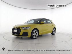 R1 giallo pitone metallizzato Usata 2023 Audi A1 Sportback Due volumi | 24.700 € (Buon prezzo)