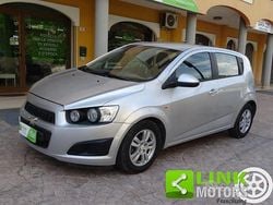 Grigio Usata 2014 Chevrolet Aveo LT Tre volumi | 3300 € (Buon prezzo)