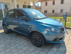 Blu Usata 2023 Lancia Ypsilon Gold Due volumi | 10.500 € (Ottimo prezzo)