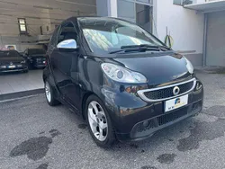 Nero Usata 2014 Smart ForTwo Coupé Due volumi | 6499 € (Ottimo prezzo)