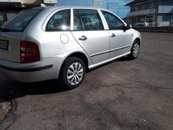 Argento Usata 2004 Skoda Fabia Classic Due volumi | 3250 € (Molto cara)