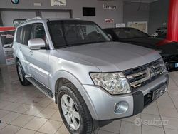 Grigio Usata 2008 Mitsubishi Pajero SUV | 16.999 €