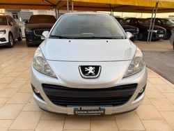 Argento Usata 2012 Peugeot 207 Tre volumi | 2999 € (Ottimo prezzo)