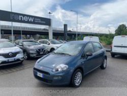 Blu/azzurro Usata 2018 Fiat Punto Street Due volumi | 8500 € (Buon prezzo)