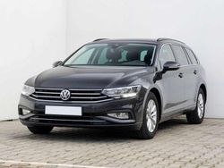 Nero Usata 2020 VW Passat Business Station wagon | 18.250 € (Buon prezzo)