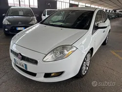 Usata 2009 Fiat Bravo Emotion Due volumi | 1900 € (Buon prezzo)