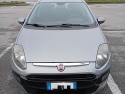 Grigio Usata 2011 Fiat Punto Evo S Due volumi | 2800 € (Buon prezzo)