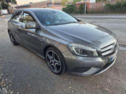 Grigio Usata 2015 Mercedes A180 Premium Tre volumi | 11.000 € (Buon prezzo)