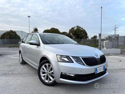 Grigio Usata 2020 Skoda Octavia G-TEC Style Station wagon | 14.900 € (Ottimo prezzo)