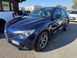 Blu Usata 2018 Alfa Romeo Stelvio Executive SUV | 14.500 € (Super prezzo)
