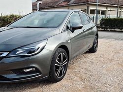 Grigio Usata 2018 Opel Astra Tre volumi | 10.000 € (Buon prezzo)
