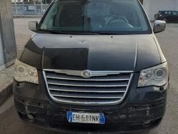 Nero Usata 2011 Chrysler Grand Voyager Monovolume | 3000 € (Buon prezzo)