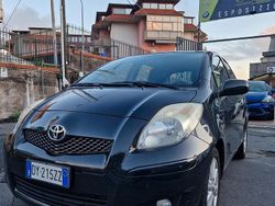 Nero Usata 2009 Toyota Yaris Sol Tre volumi | 5500 € (Cara)