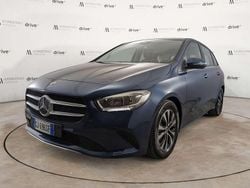 Blu/azzurro Usata 2022 Mercedes B180 Executive Monovolume | 23.900 € (Super prezzo)